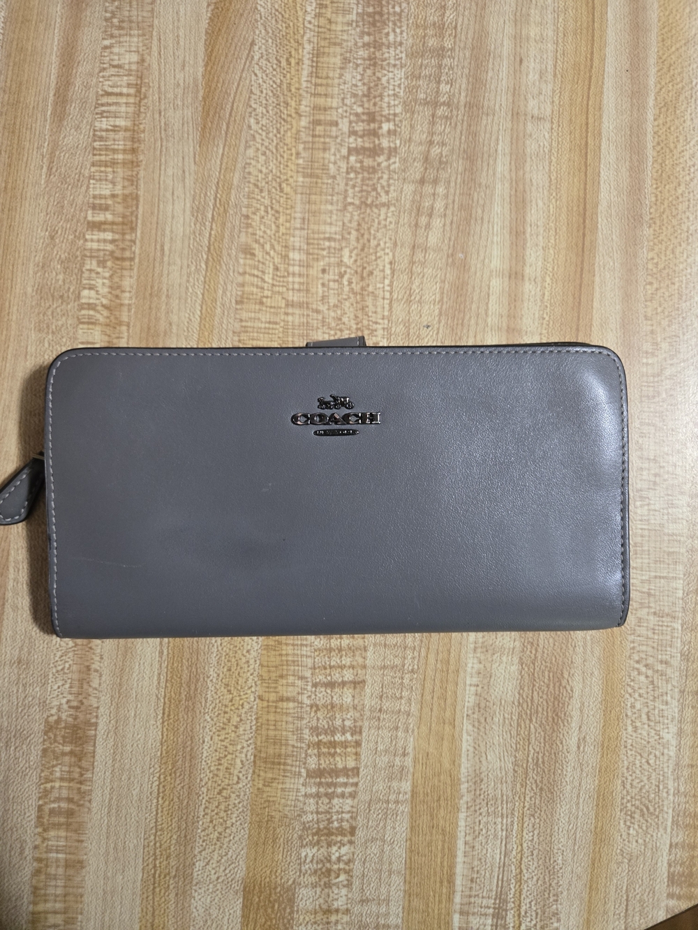 Coach Leather Slim Wallet in Gray